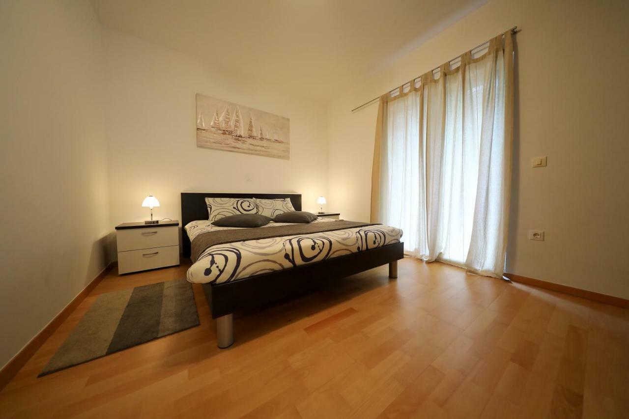 Luxury Villa Nada With Pool Petrčane Kültér fotó