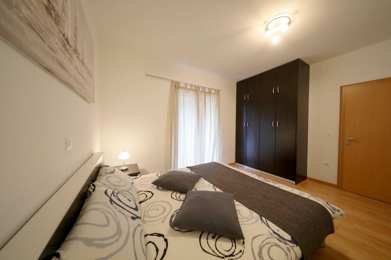 Luxury Villa Nada With Pool Petrčane Kültér fotó