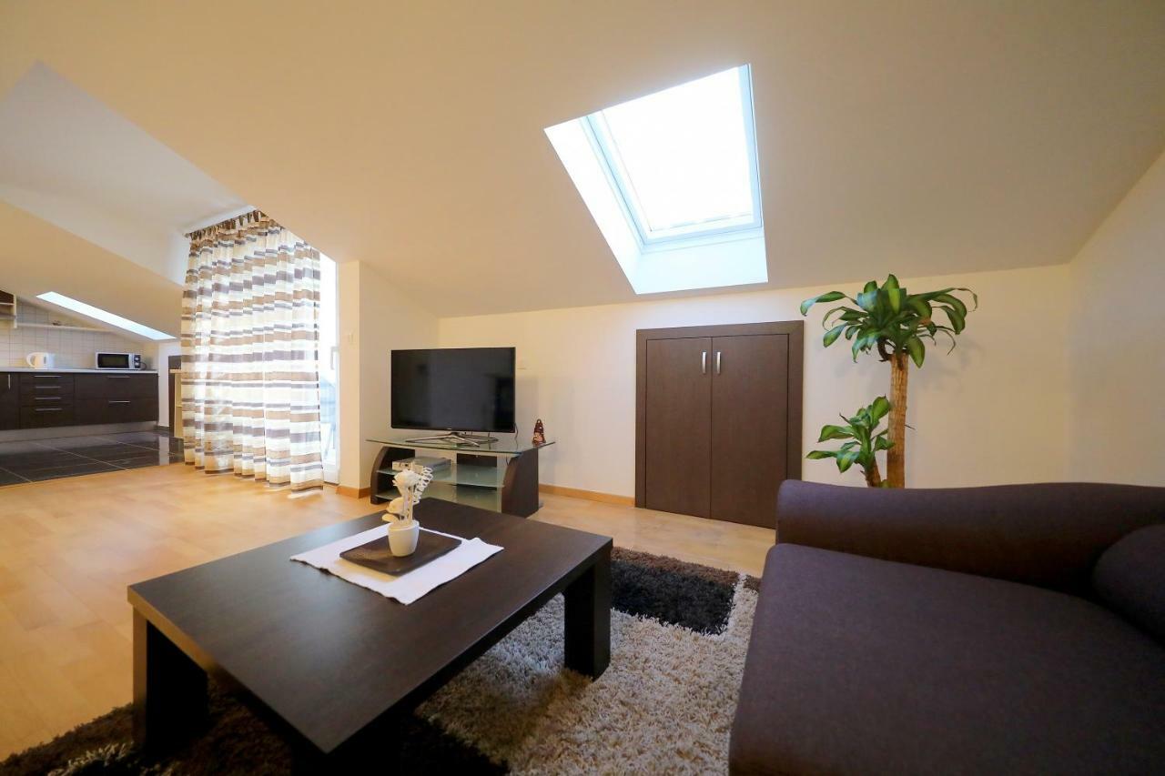 Luxury Villa Nada With Pool Petrčane Kültér fotó