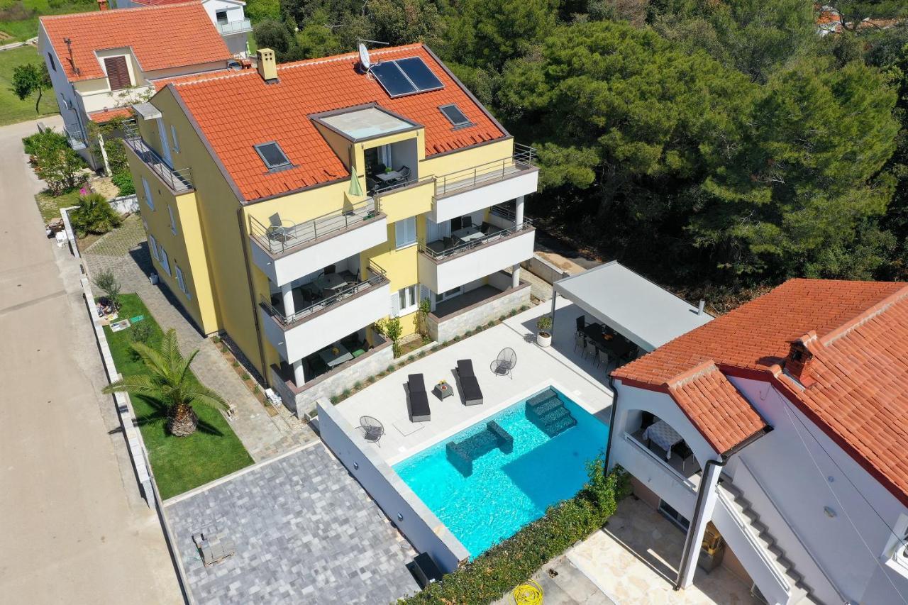 Luxury Villa Nada With Pool Petrčane Kültér fotó