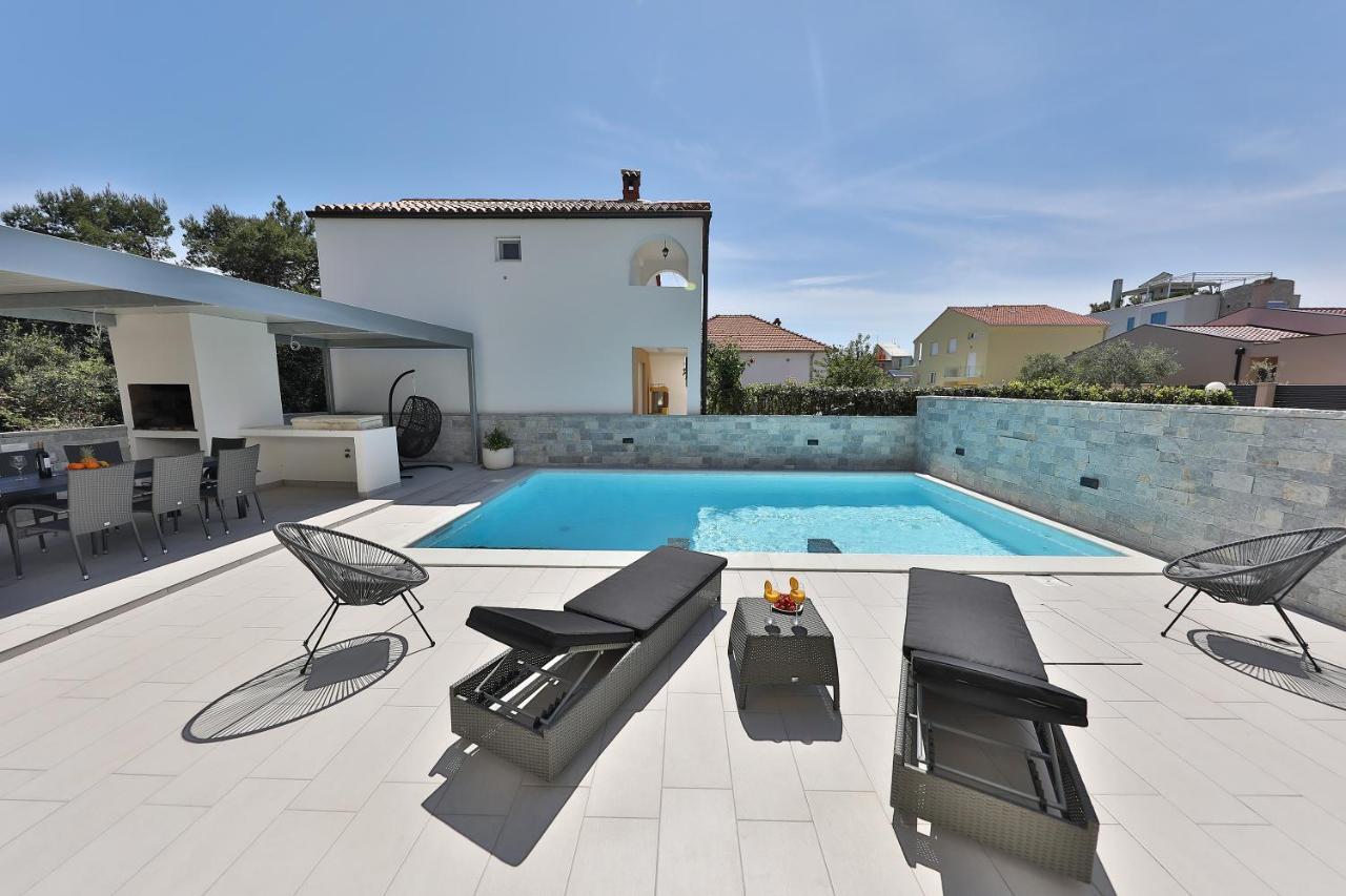 Luxury Villa Nada With Pool Petrčane Kültér fotó